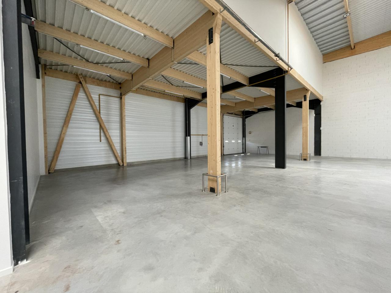 Local d'activité Saint-Bonnet-de-Mure 3136m² Location local d'activité Saint-Bonnet-de-Mure Rhône OLACT2109471 10